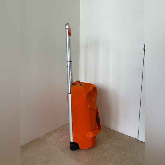 Louis Vuitton Orange Horizon Soft Roller Duffel Travel Bag - Picture 2 of 7